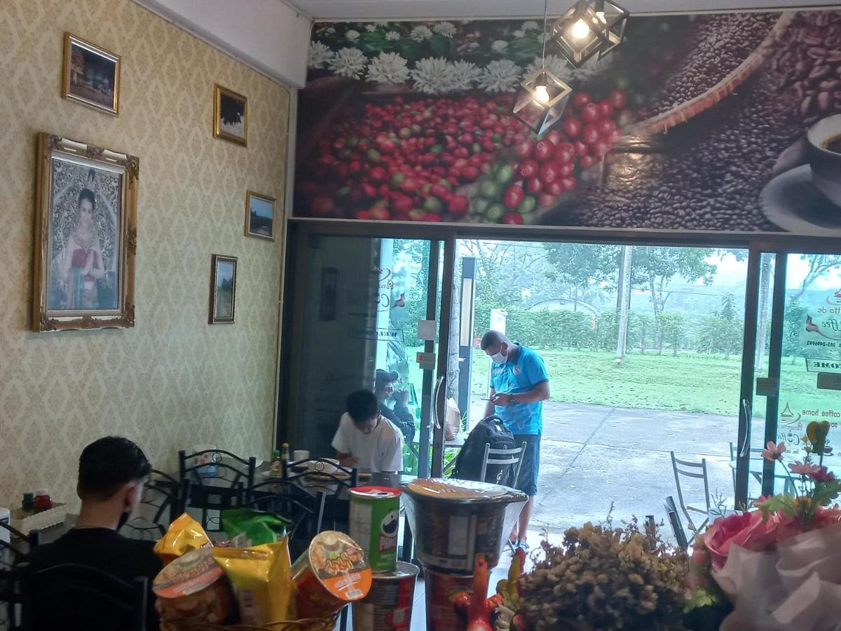 Amaretto Hostel سوراثاني المظهر الخارجي الصورة