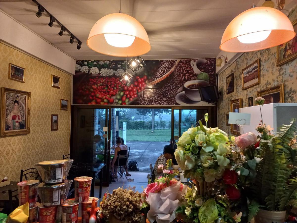 Amaretto Hostel سوراثاني المظهر الخارجي الصورة