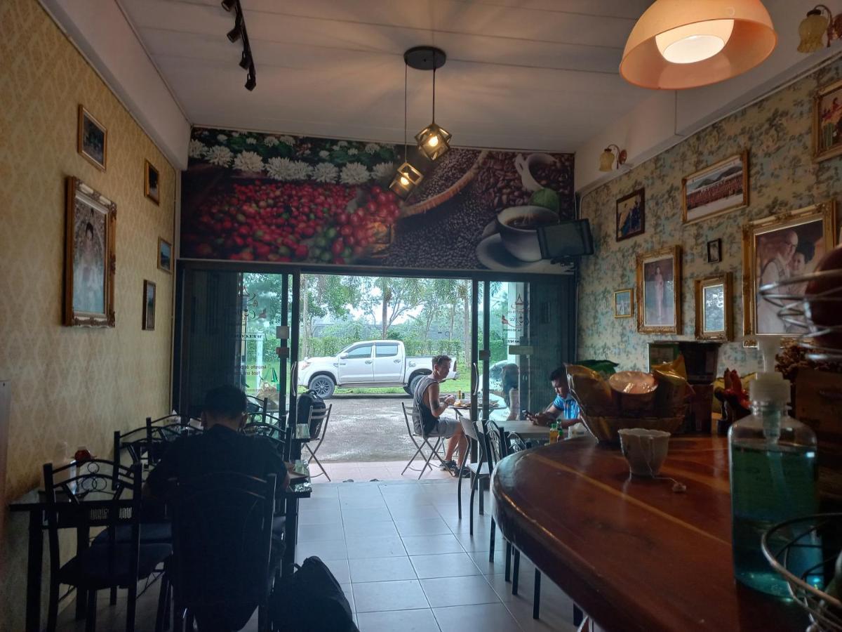 Amaretto Hostel سوراثاني المظهر الخارجي الصورة