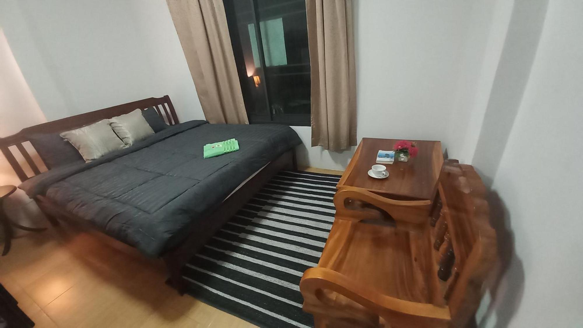 Amaretto Hostel سوراثاني المظهر الخارجي الصورة