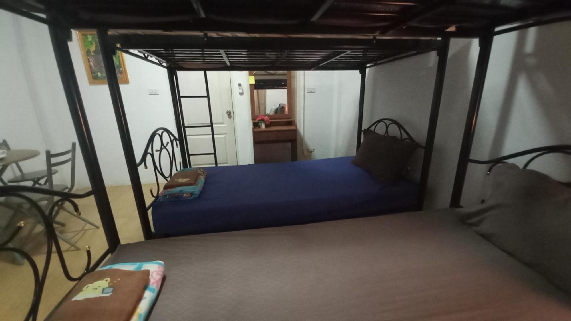 Amaretto Hostel سوراثاني المظهر الخارجي الصورة