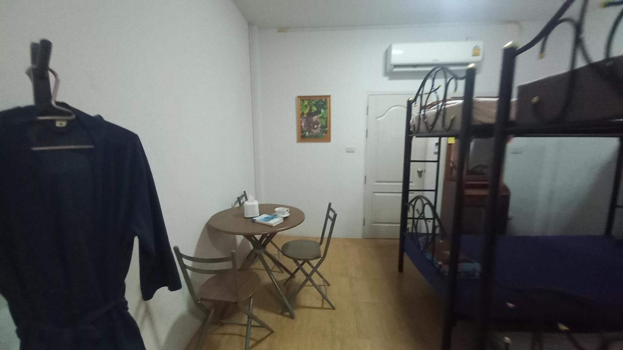 Amaretto Hostel سوراثاني المظهر الخارجي الصورة