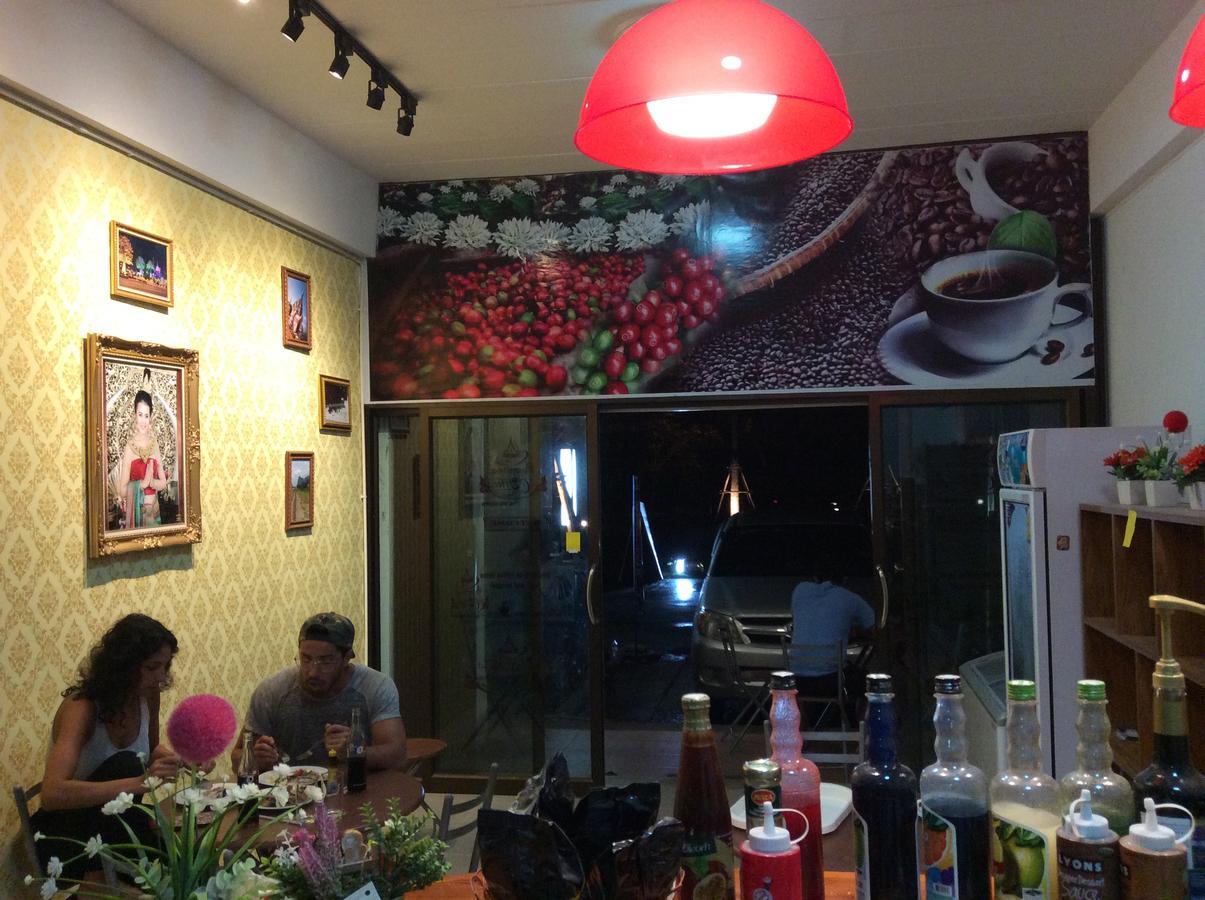 Amaretto Hostel سوراثاني المظهر الخارجي الصورة