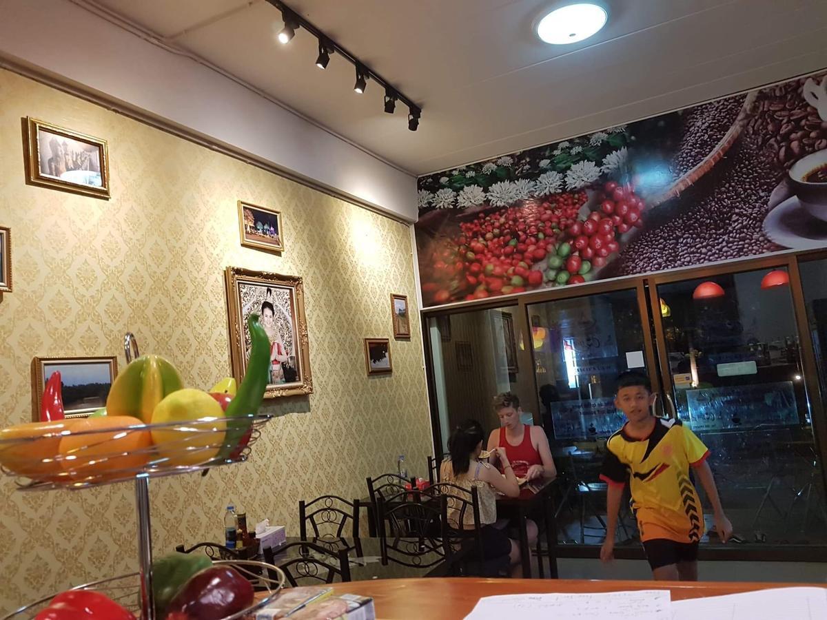 Amaretto Hostel سوراثاني المظهر الخارجي الصورة