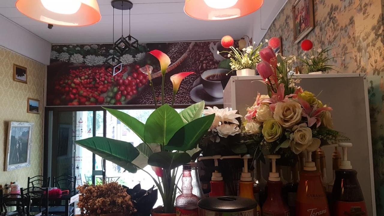 Amaretto Hostel سوراثاني المظهر الخارجي الصورة